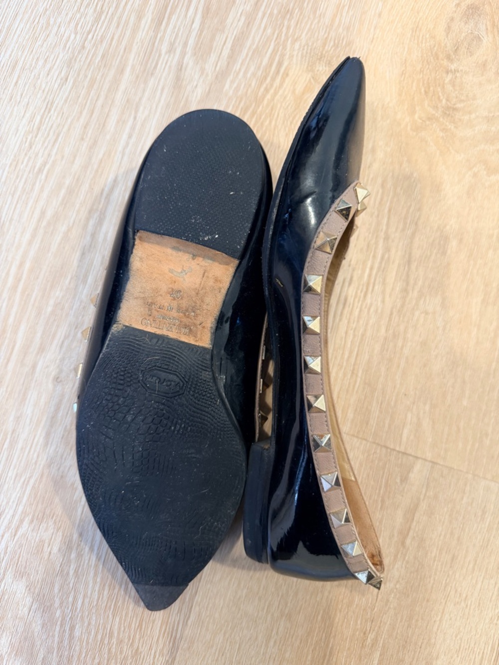 Valentino Black Patent Pointed Toe Rockstud Flats with Nude Trim - Picture 5 of 8